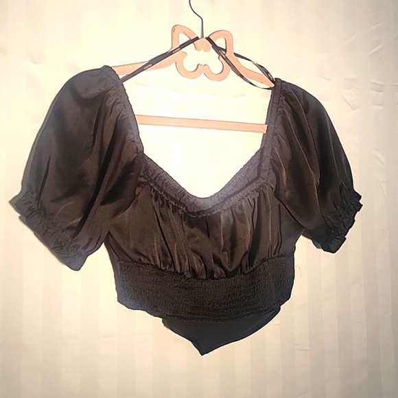 Forever 21 Black Satin Short Puff Sleeve Crop Top, Size: S - Picture 5 of 8